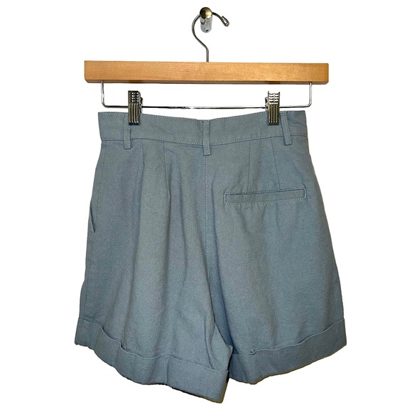🍯 Linen shorts • high-waisted, pleated TROUSER shorts • sky blue • ASOS - Picture 2 of 7
